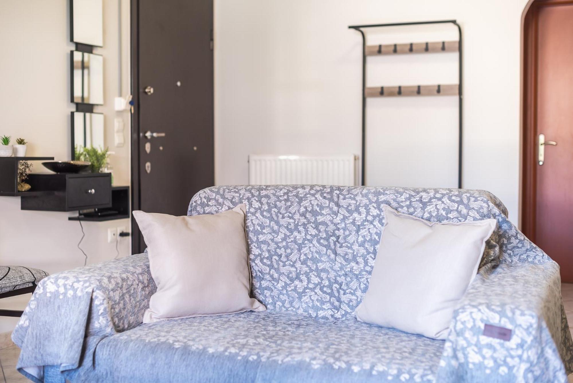 Rigas Apartment In Ilioupoli Athena Bagian luar foto
